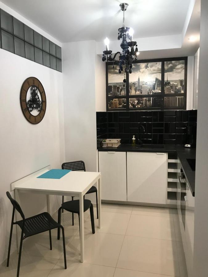 オルシュティンApartament Calamo Tuwima Parkアパートメント エクステリア 写真